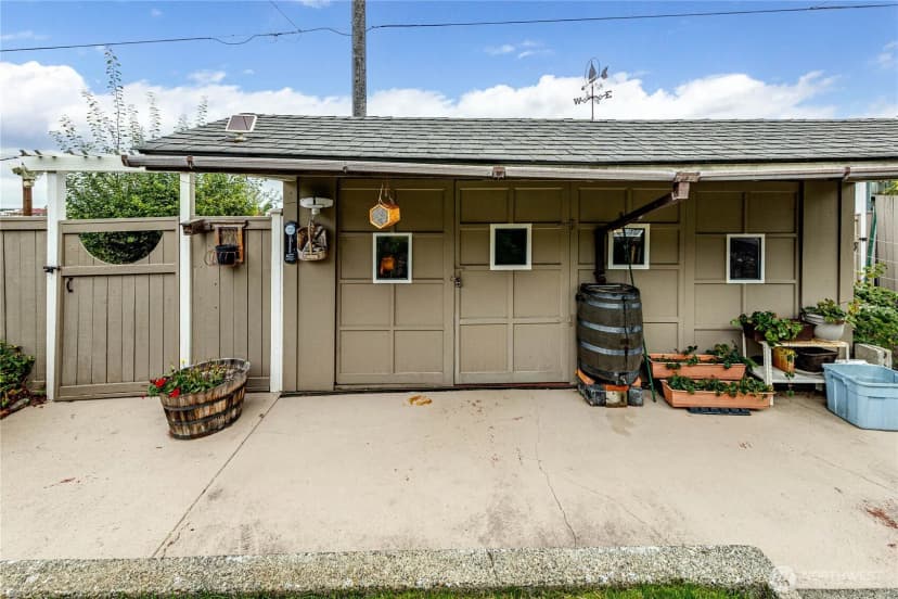 Property photo for 1221 E 2nd Street, Port Angeles photo 33