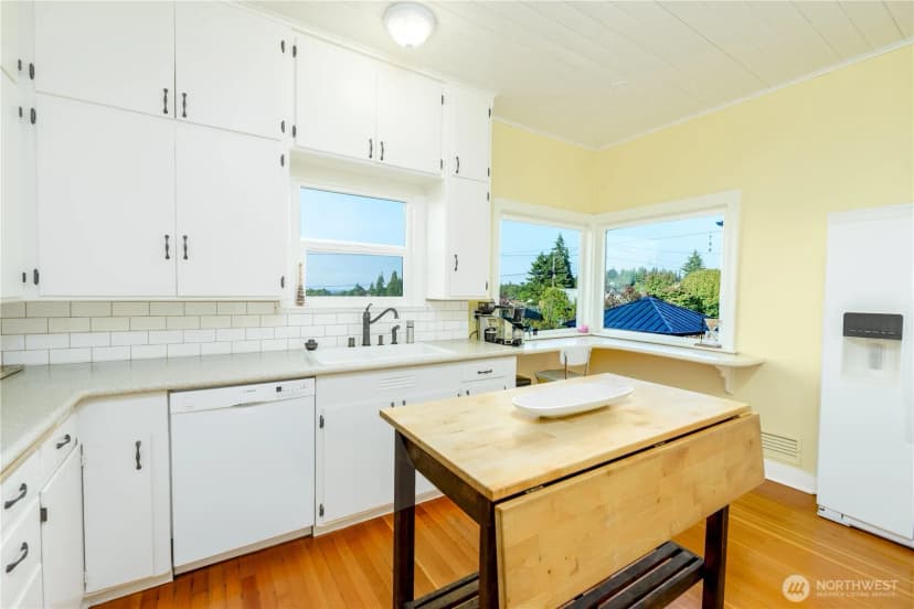 Property photo for 1221 E 2nd Street, Port Angeles photo 11