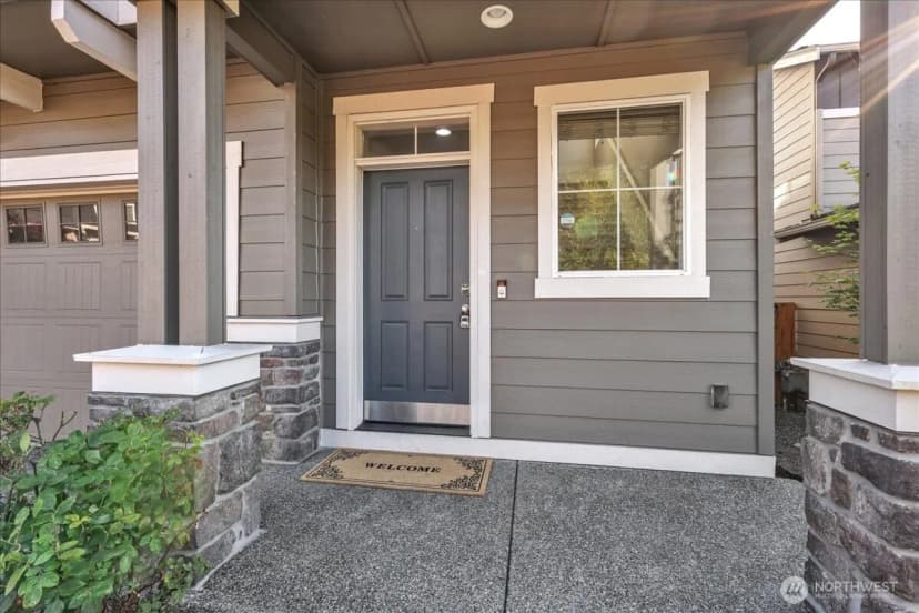 Property photo for 1326 192nd Place Se, Bothell photo 2