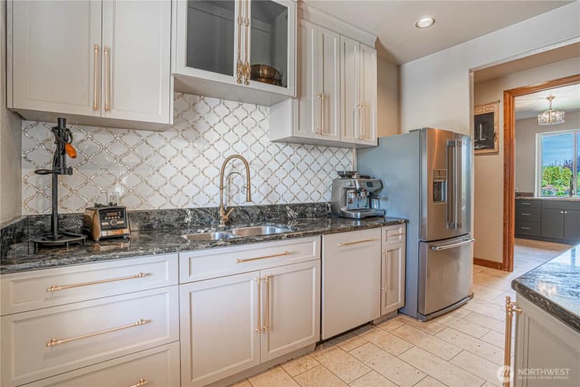 Property photo for 30 Stennes Point Road, Pateros photo 16