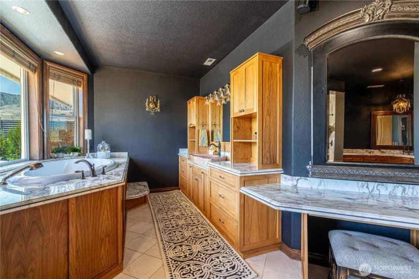 Property photo for 30 Stennes Point Road, Pateros photo 25