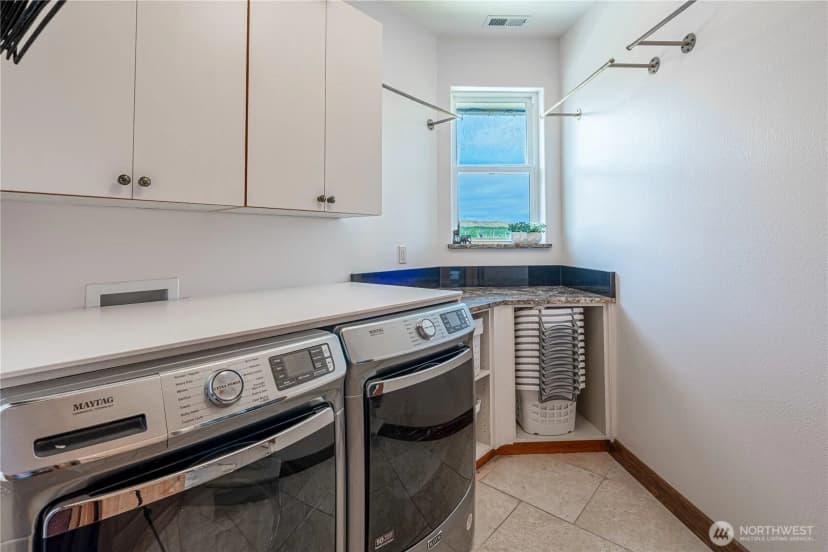 Property photo for 30 Stennes Point Road, Pateros photo 33
