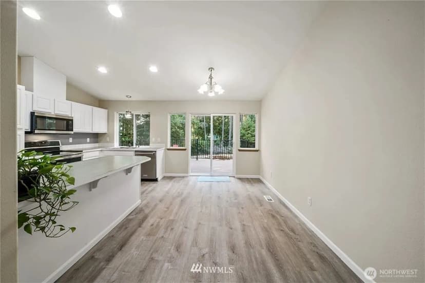 Property photo for 21305 110th Street Ct E, Bonney Lake photo 5