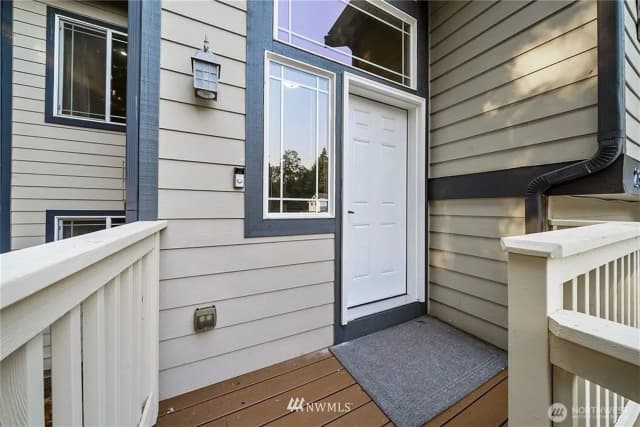 Property photo for 21305 110th Street Ct E, Bonney Lake photo 2