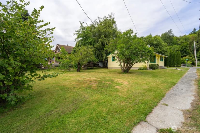 Property photo for 7320 E Avenue, Concrete photo 18