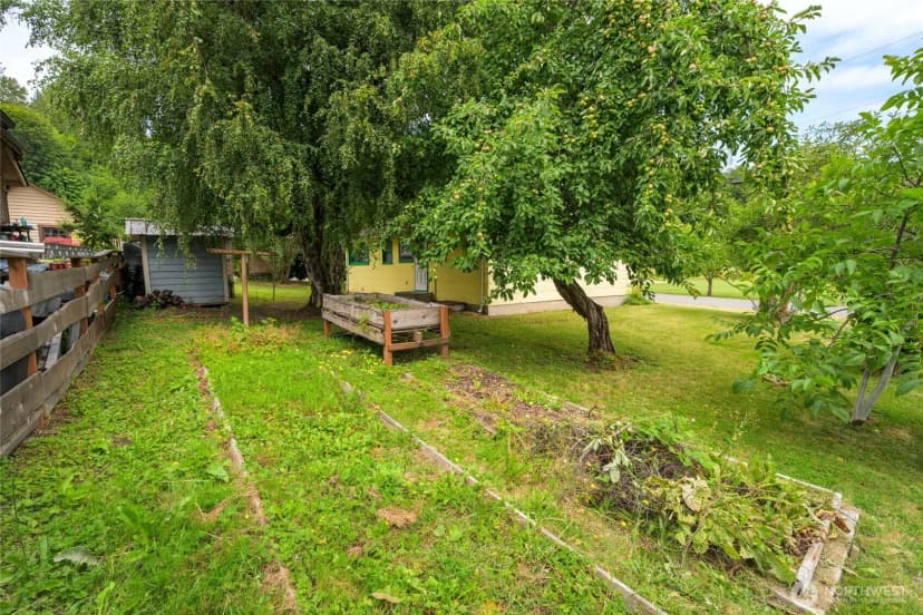 Property photo for 7320 E Avenue, Concrete photo 21