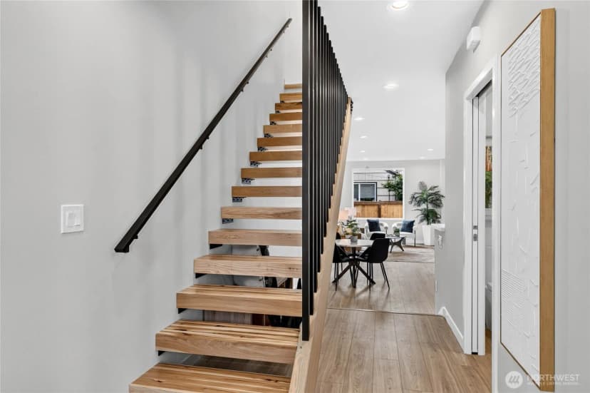 Property photo for 5039 41st Avenue Sw #1, Seattle photo 5