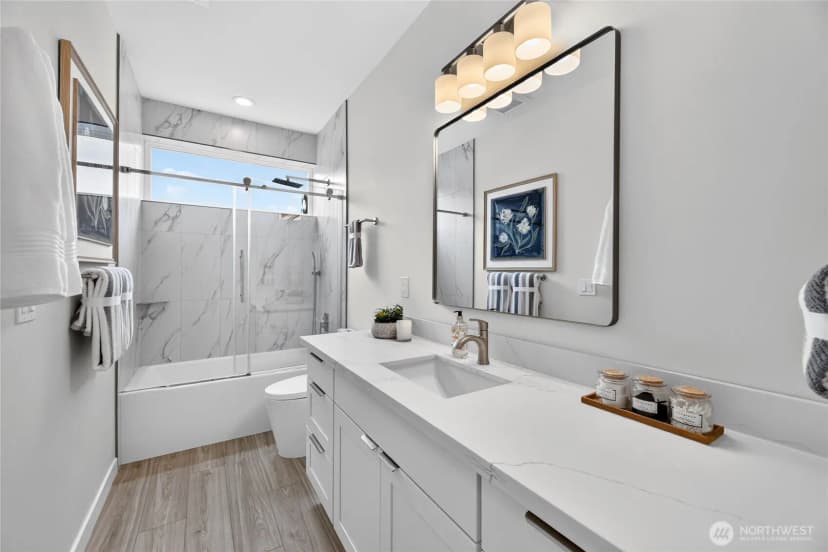 Property photo for 5039 41st Avenue Sw #1, Seattle photo 22