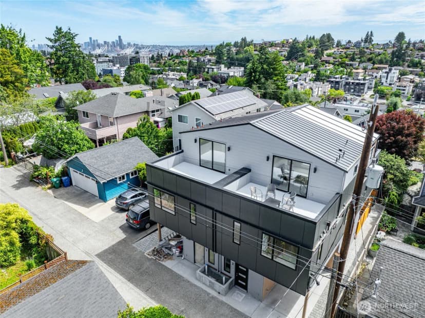 Property photo for 5039 41st Avenue Sw #1, Seattle photo 36