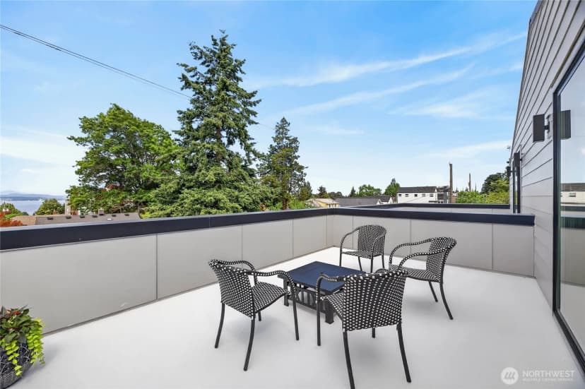 Property photo for 5039 41st Avenue Sw #1, Seattle photo 30