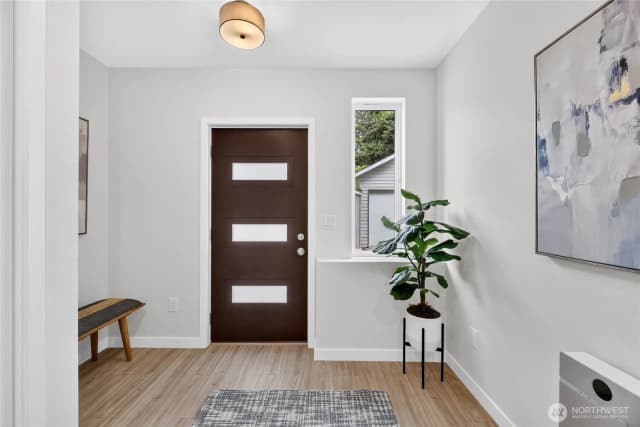 Property photo for 5039 41st Avenue Sw #1, Seattle photo 3