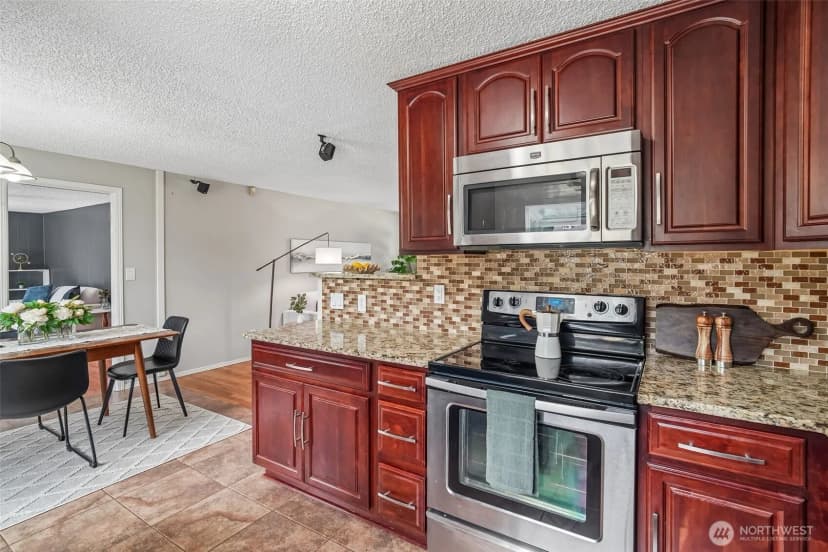 Property photo for 17401 Se 264th Street, Covington photo 14