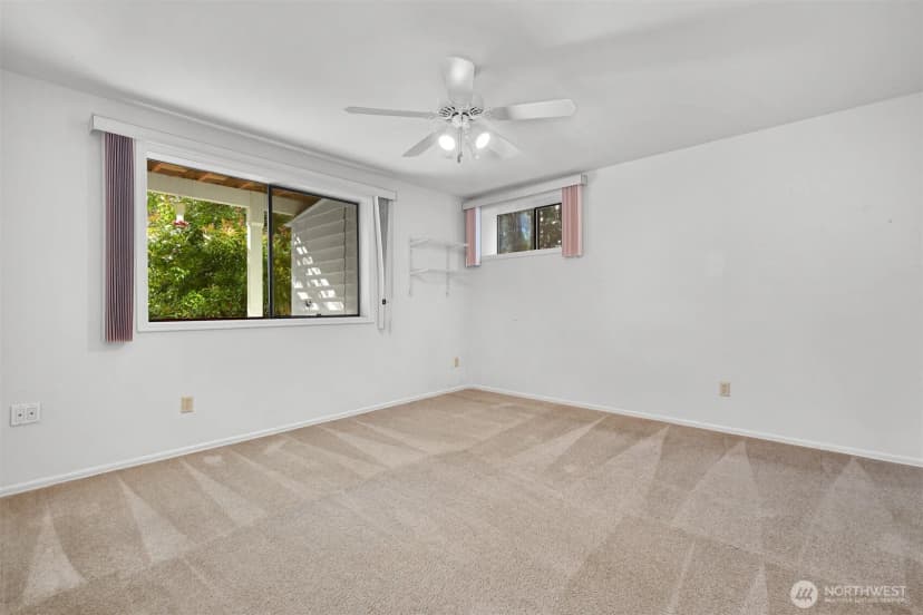 Property photo for 2815 Niagara Street, Bellingham photo 24