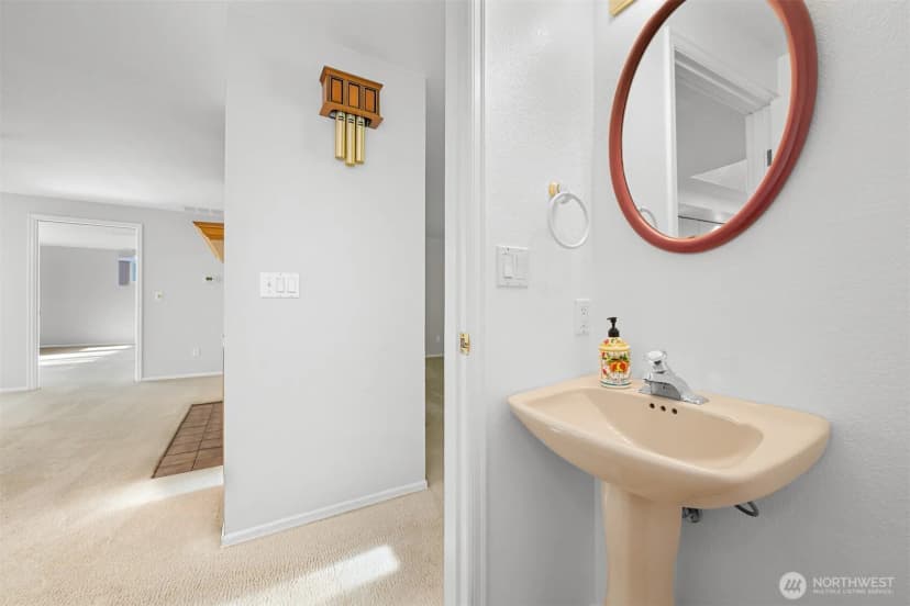 Property photo for 2815 Niagara Street, Bellingham photo 8