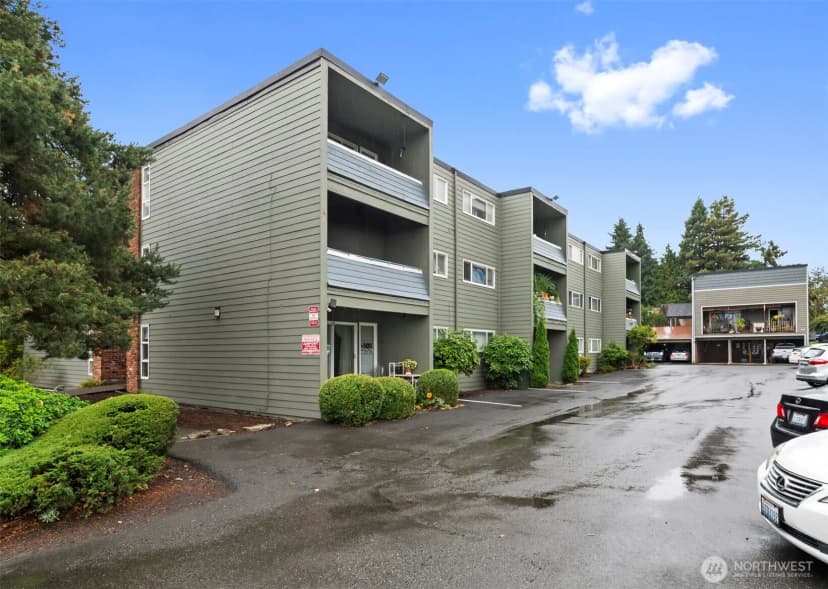 Property photo for 236 S 152nd Street #a104, Burien photo 12