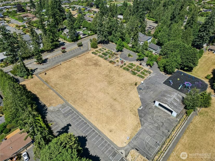 Property photo for 17840 10th Avenue Nw, Shoreline photo 30
