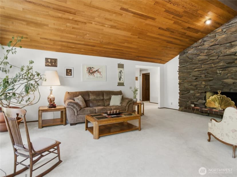 Property photo for 21828 Se 254th Pl, Maple Valley photo 9