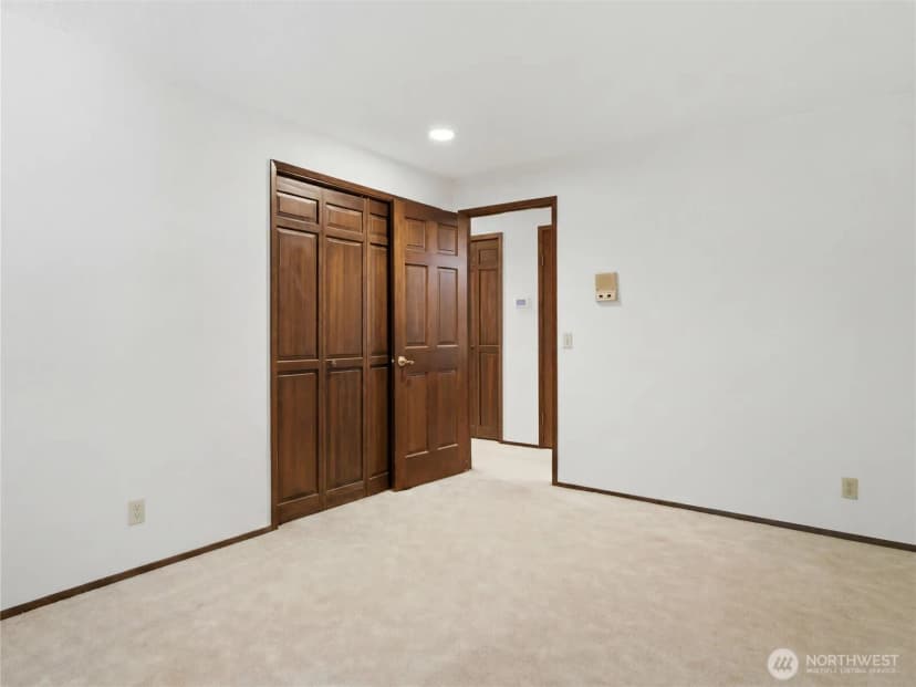 Property photo for 21828 Se 254th Pl, Maple Valley photo 18