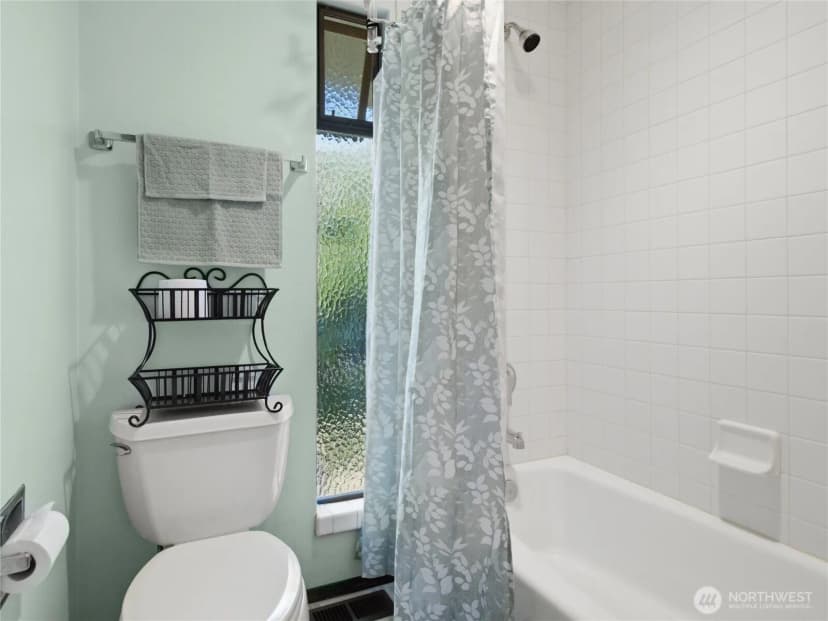 Property photo for 21828 Se 254th Pl, Maple Valley photo 22