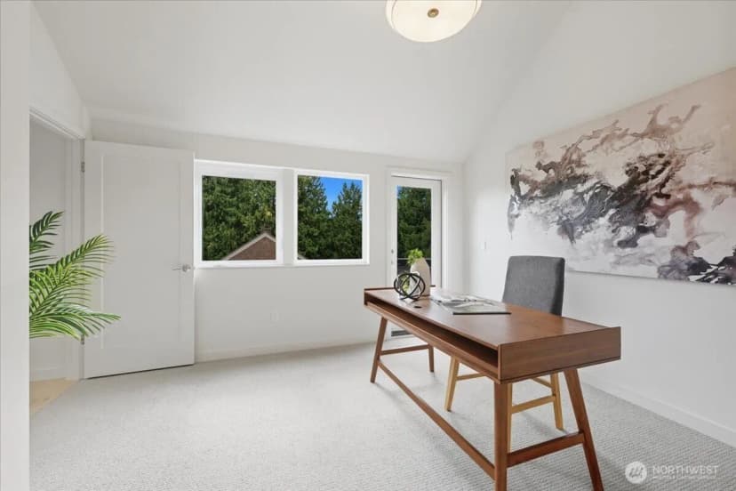Property photo for 13047 39th Avenue Ne #a, Seattle photo 17