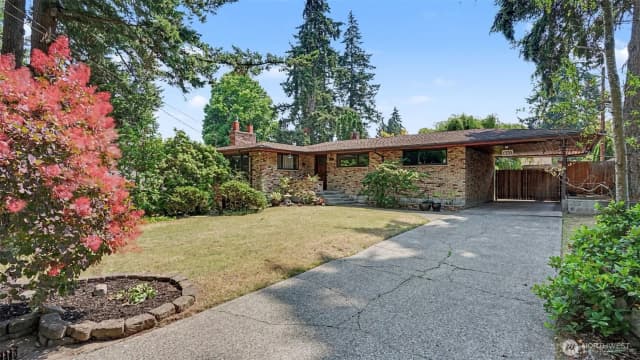 Property photo for 1335 N 180th Street, Shoreline