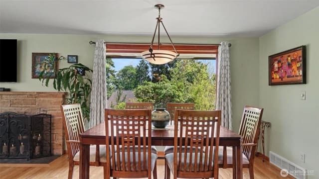 Property photo for 1335 N 180th Street, Shoreline photo 5