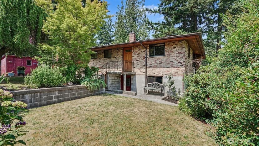 Property photo for 1335 N 180th Street, Shoreline photo 20