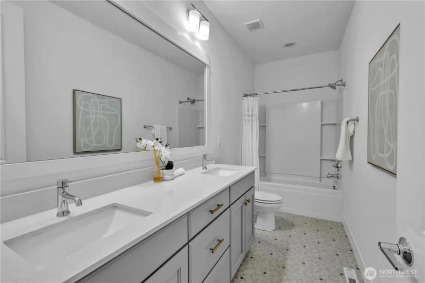 Property photo for 27066 Summit Park Way Se, Maple Valley photo 35