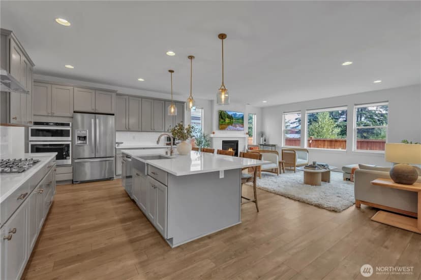 Property photo for 27066 Summit Park Way Se, Maple Valley photo 8