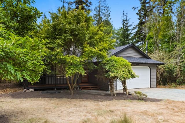 Property photo for 3238 E Harbor Road, Langley photo 2