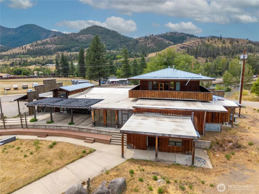 Property photo for 900 Methow Valley Highway E, Twisp photo 2