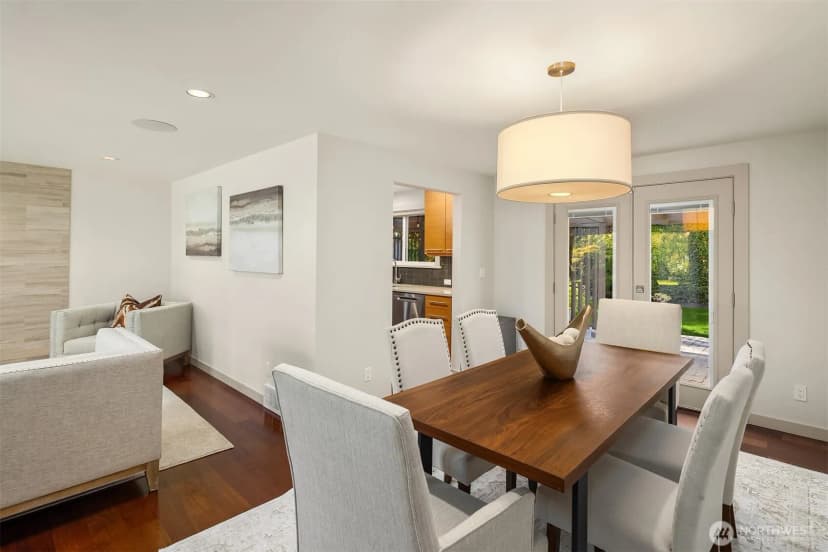 Property photo for 3001 Hunts Point Drive, Bellevue photo 7