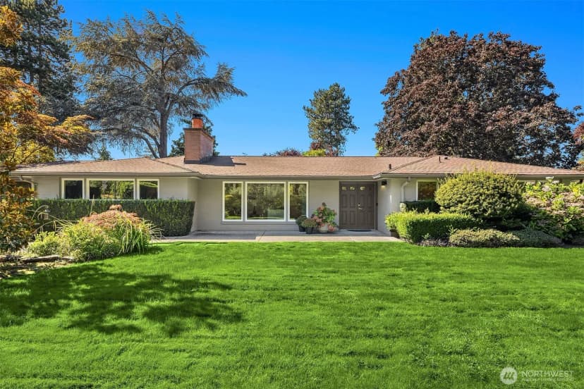 Property photo for 3001 Hunts Point Drive, Bellevue photo 3