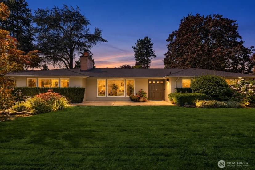 Property photo for 3001 Hunts Point Drive, Bellevue