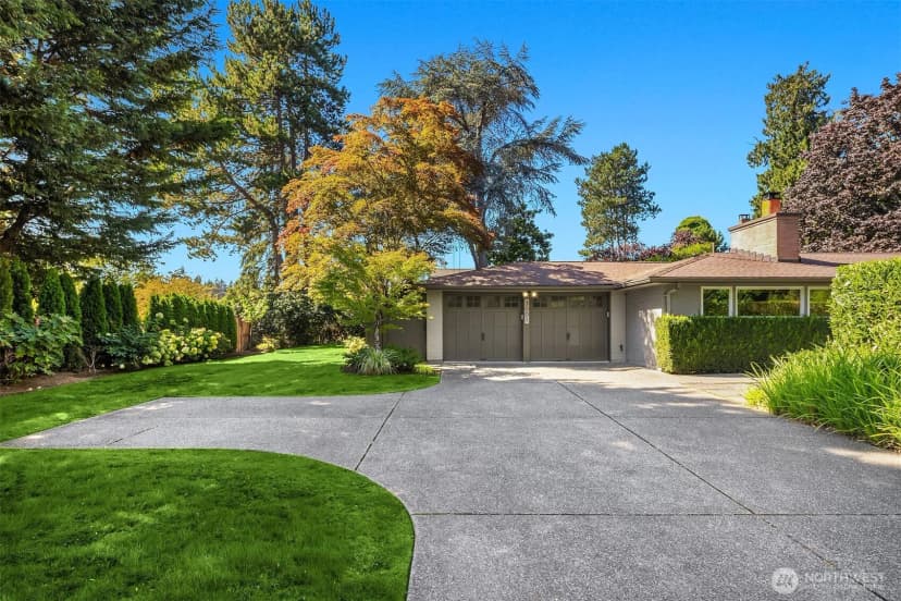 Property photo for 3001 Hunts Point Drive, Bellevue photo 30