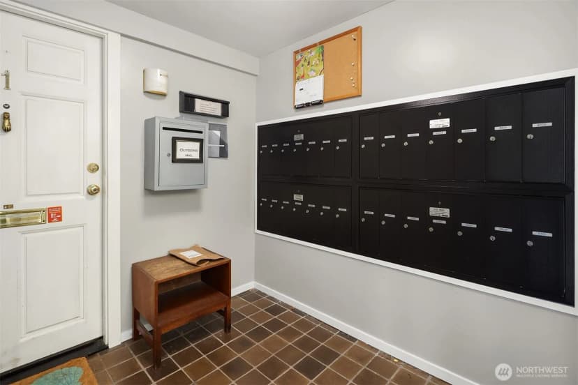 Property photo for 1024 5th Avenue S #c001, Edmonds photo 27