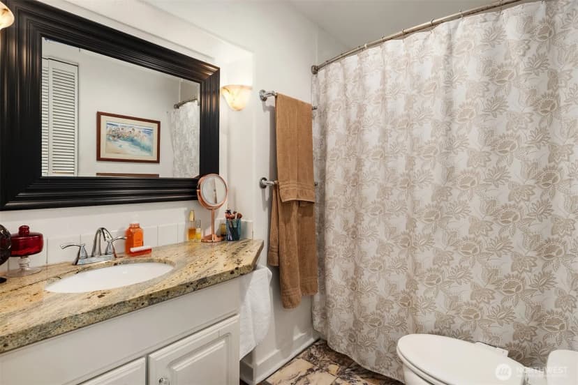 Property photo for 1024 5th Avenue S #c001, Edmonds photo 25