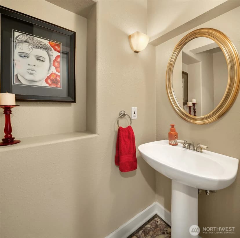 Property photo for 1024 5th Avenue S #c001, Edmonds photo 21