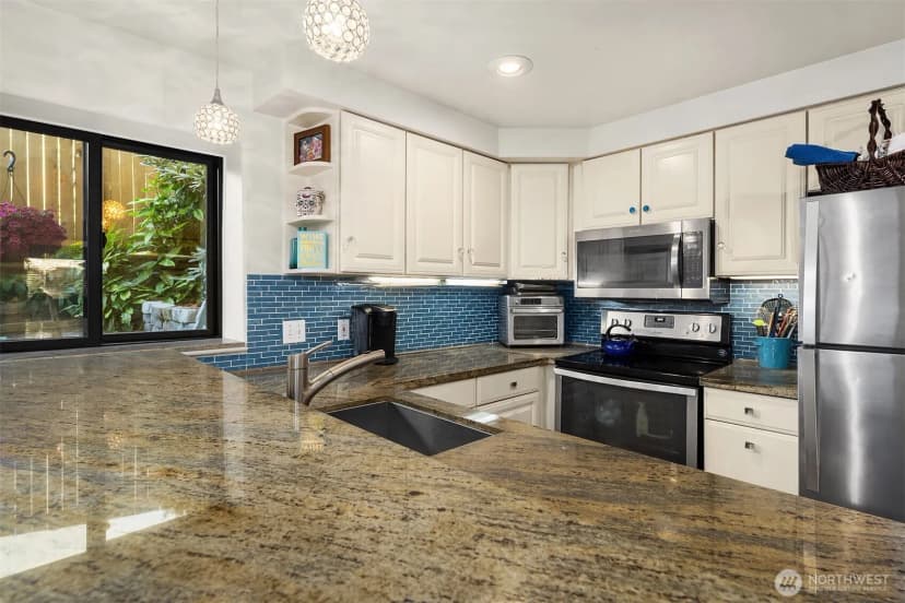 Property photo for 1024 5th Avenue S #c001, Edmonds photo 19