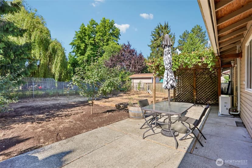 Property photo for 10809 Se 235th Street, Kent photo 19