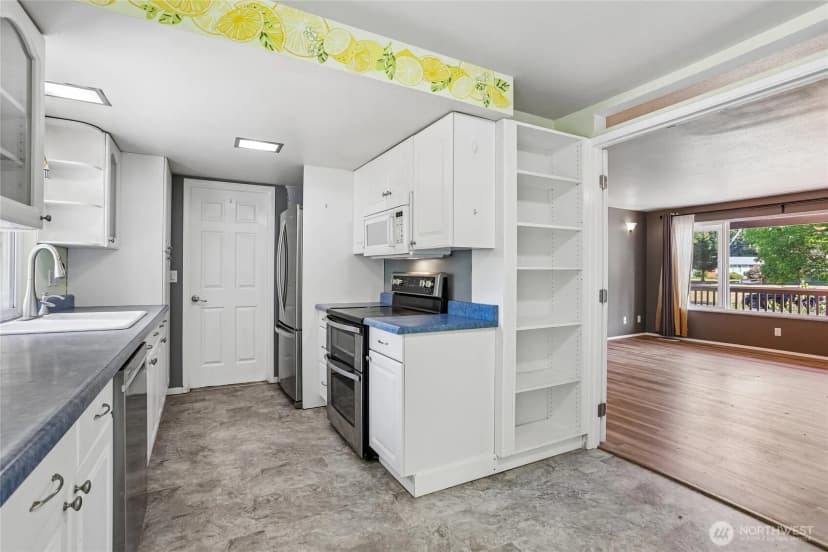 Property photo for 10809 Se 235th Street, Kent photo 10