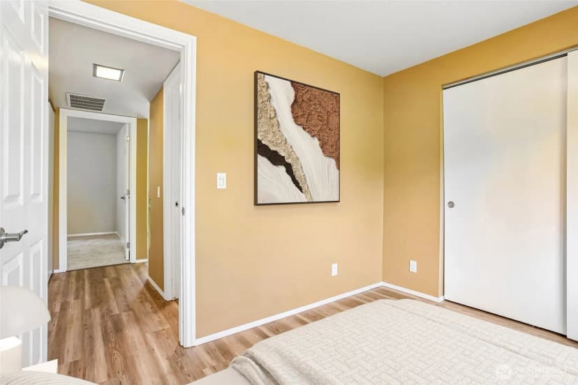 Property photo for 10809 Se 235th Street, Kent photo 17