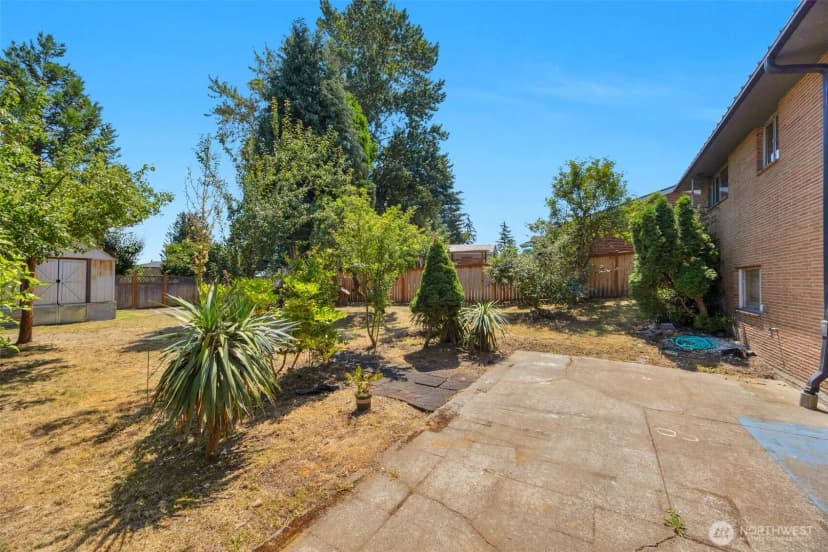 Property photo for 10412 61st Avenue S, Seattle photo 19