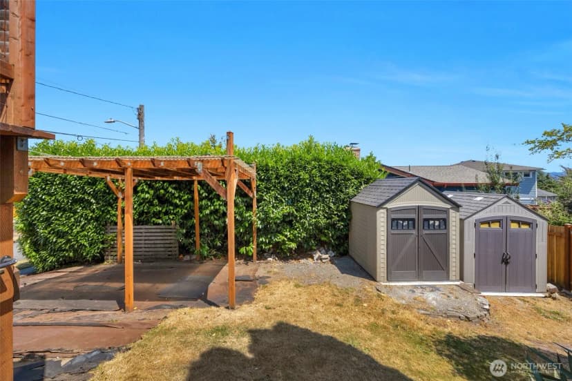Property photo for 10412 61st Avenue S, Seattle photo 21