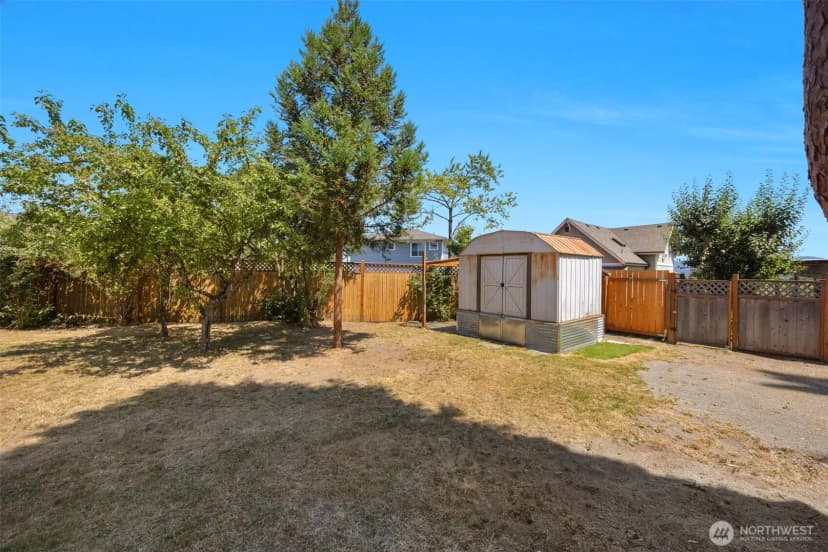 Property photo for 10412 61st Avenue S, Seattle photo 22