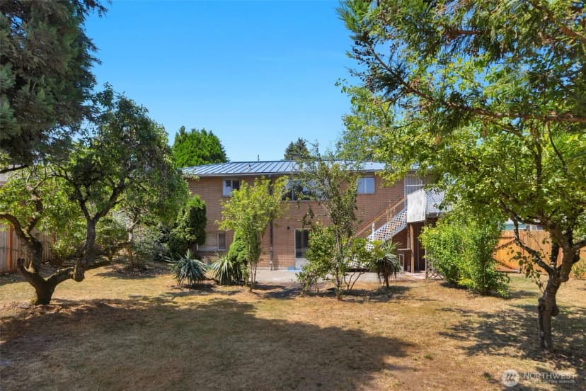 Property photo for 10412 61st Avenue S, Seattle photo 18