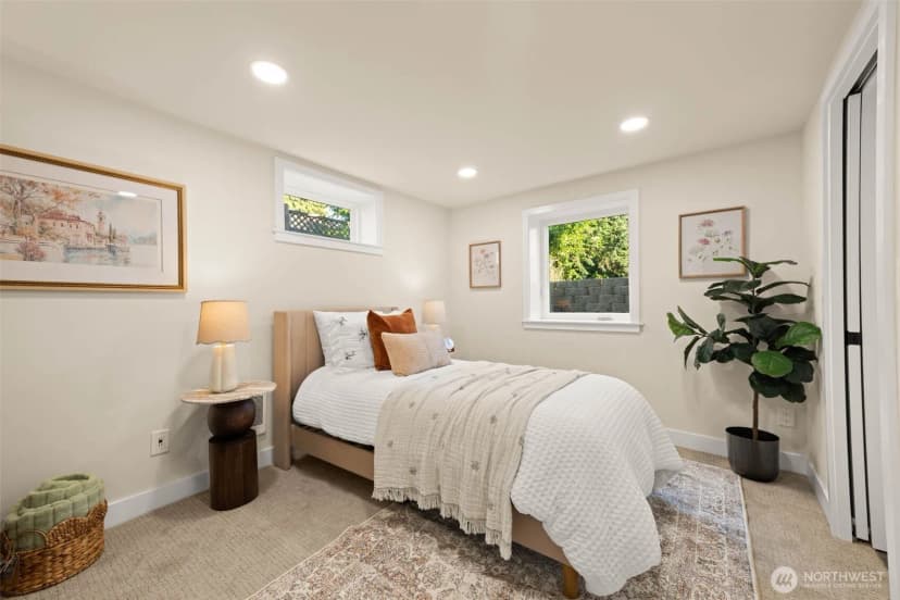 Property photo for 1621 N 103rd Street, Seattle photo 15