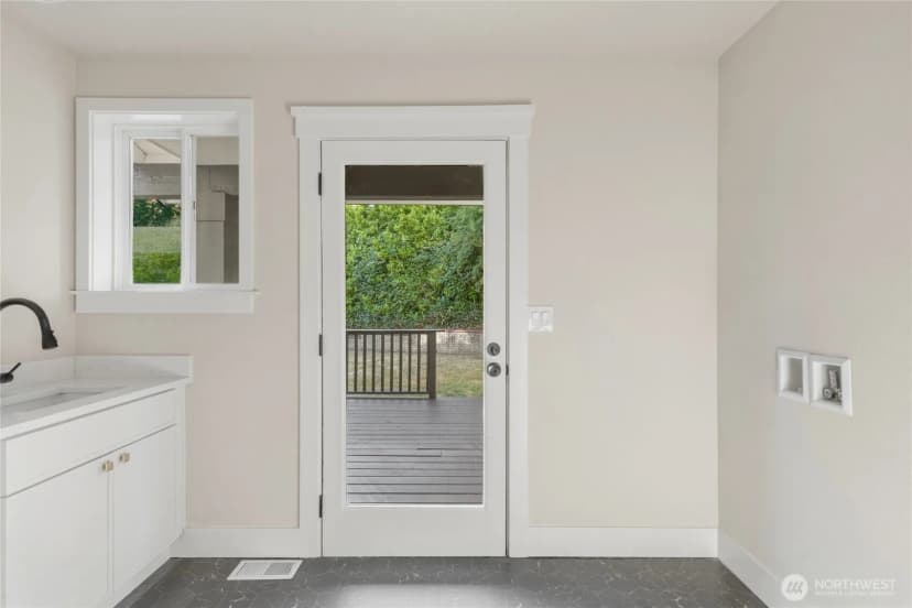 Property photo for 12621 49th Street Ct E, Edgewood photo 28