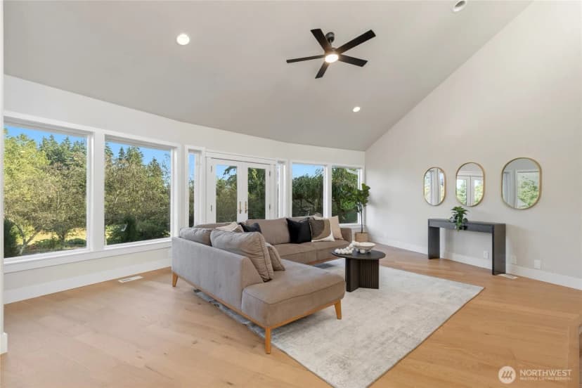 Property photo for 12621 49th Street Ct E, Edgewood photo 4