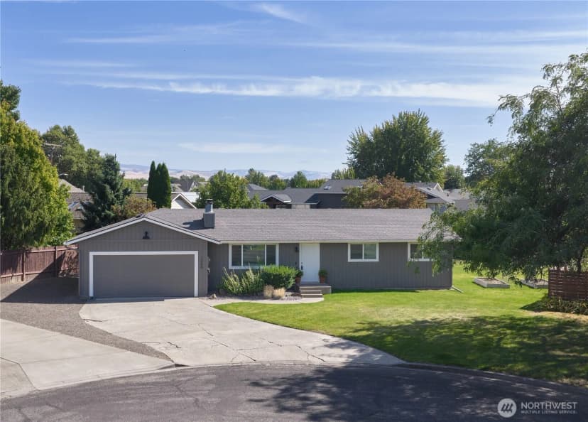 Property photo for 1266 Se Independence Drive, College Place